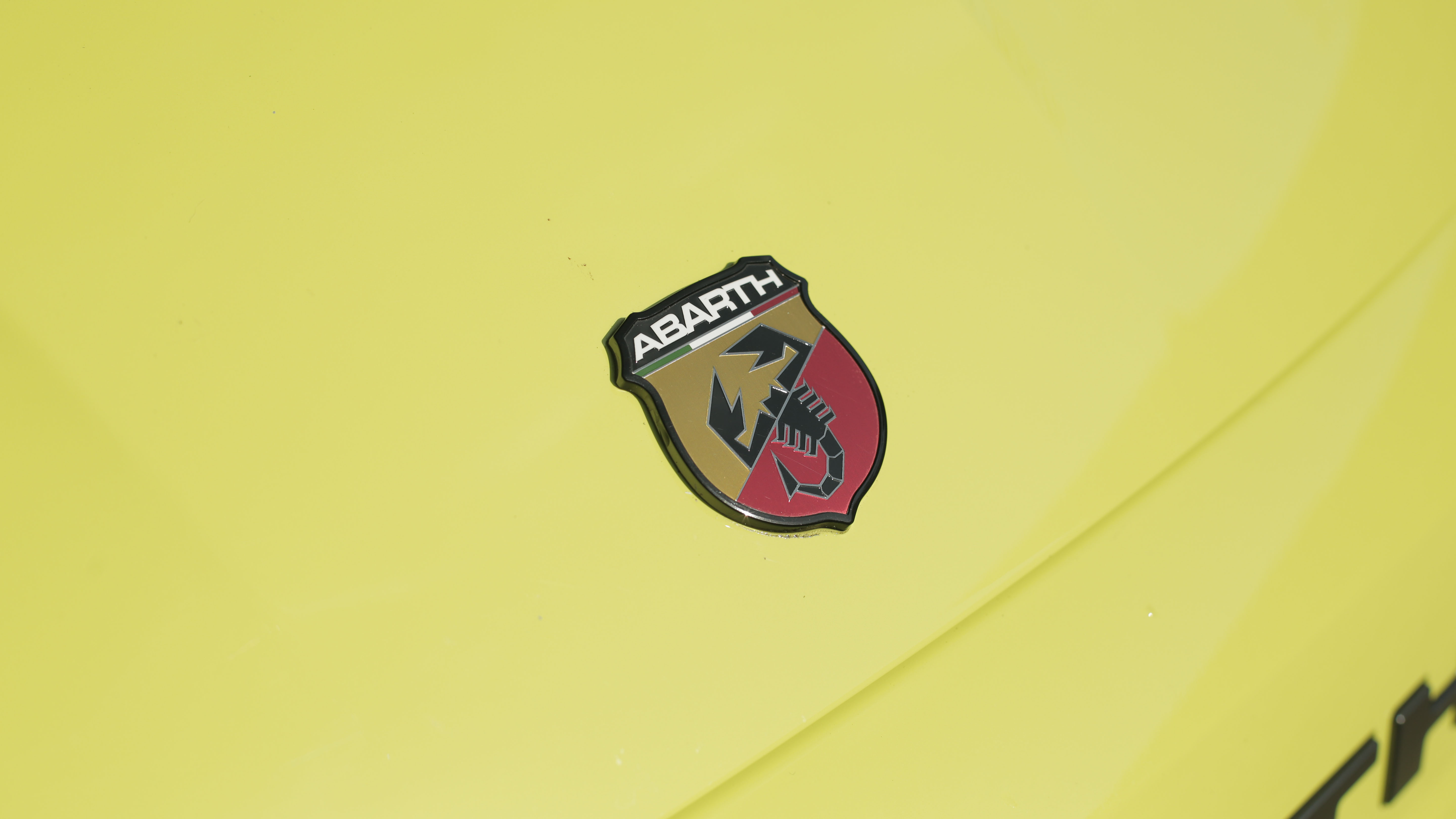 ABARTH 500 ELECTRIC HATCHBACK 114kW 42.2kWh 3dr Auto
